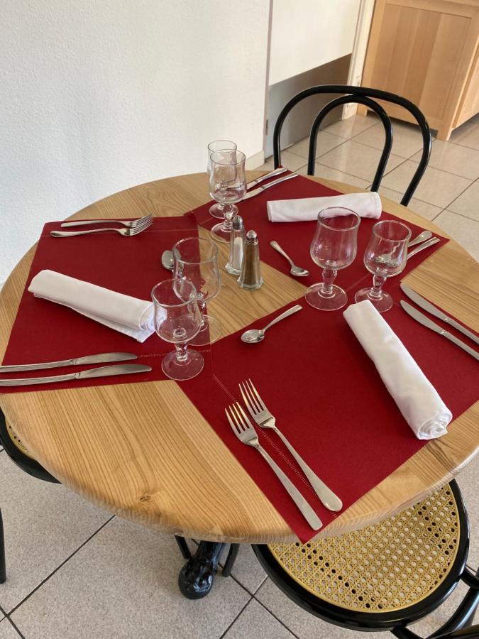 Hotel Restaurant Olympe Aix-en-Provence Buitenkant foto